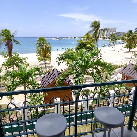 Beach Two Bedroom Loft Suite E29 Ocho Rios Exterior photo